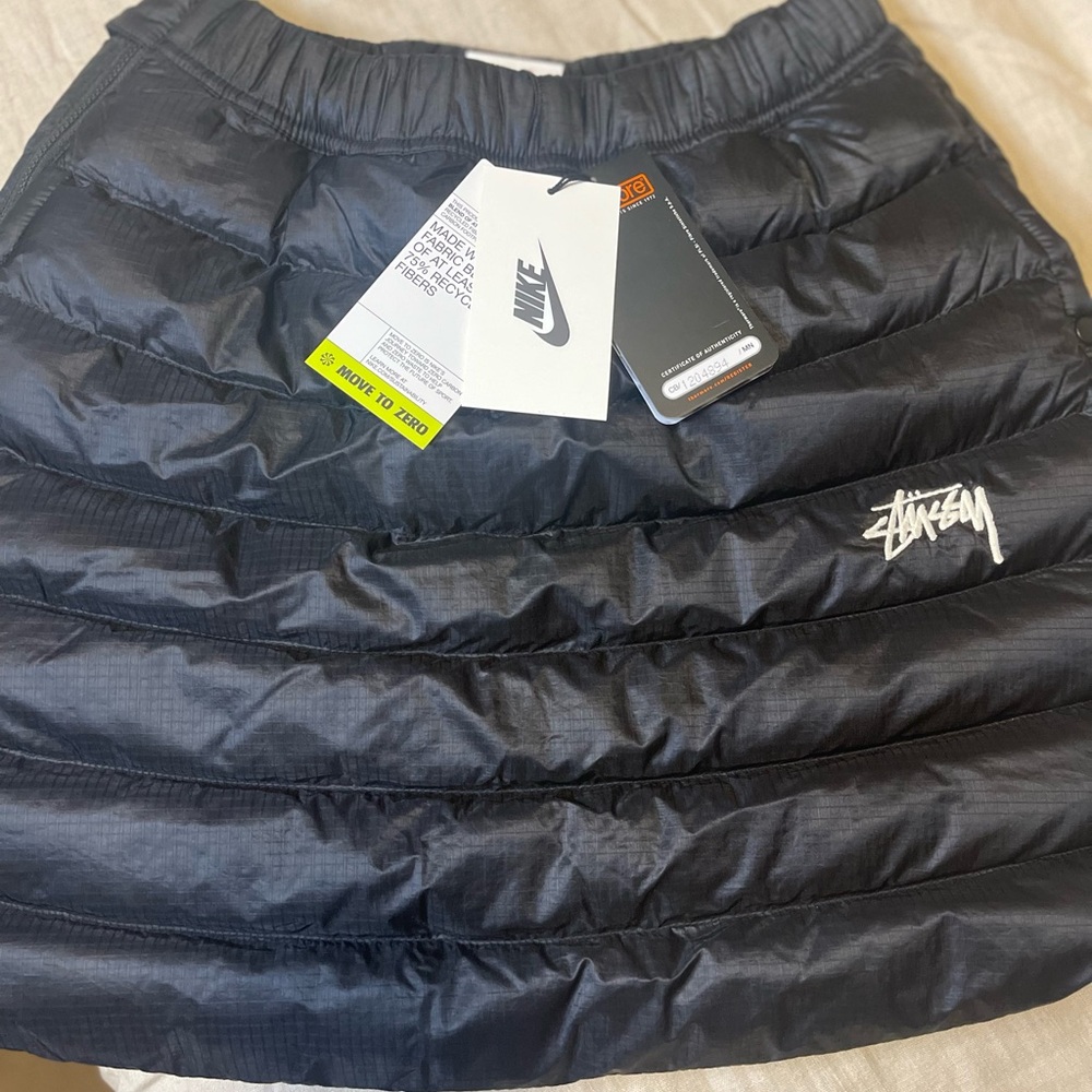 Nike x STUSSY Insulated Puffer Black Skirt - Picture 9 of 9